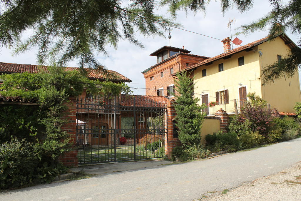 Il Palazzetto Villa Clavesana Bagian luar foto